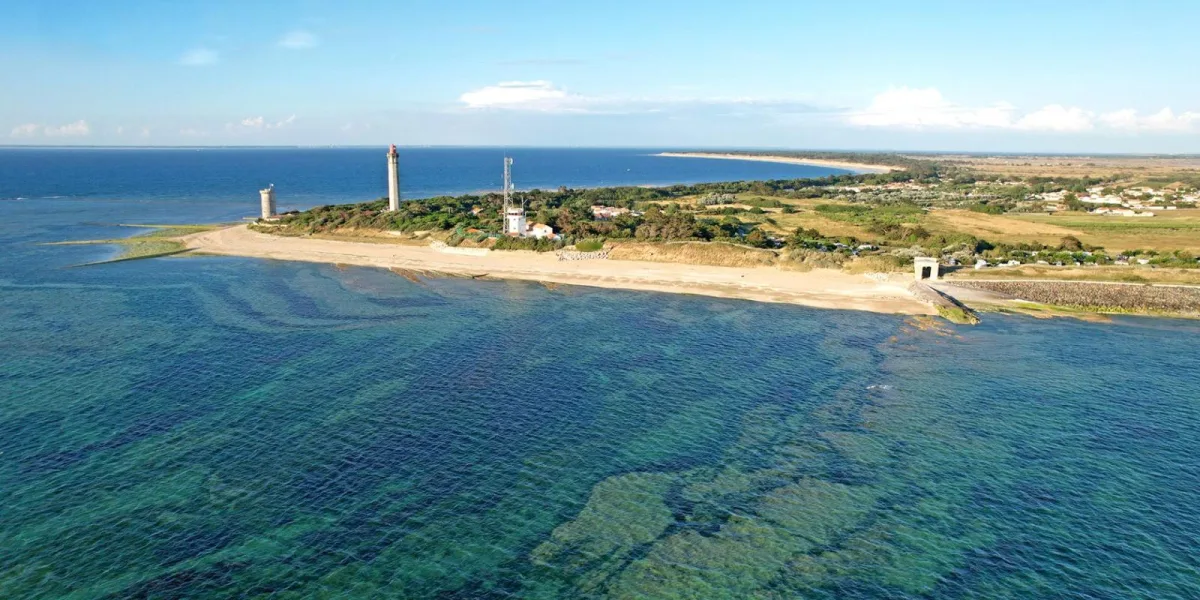 Camping Les Baleines — Saint-Clément-Des-Baleines
