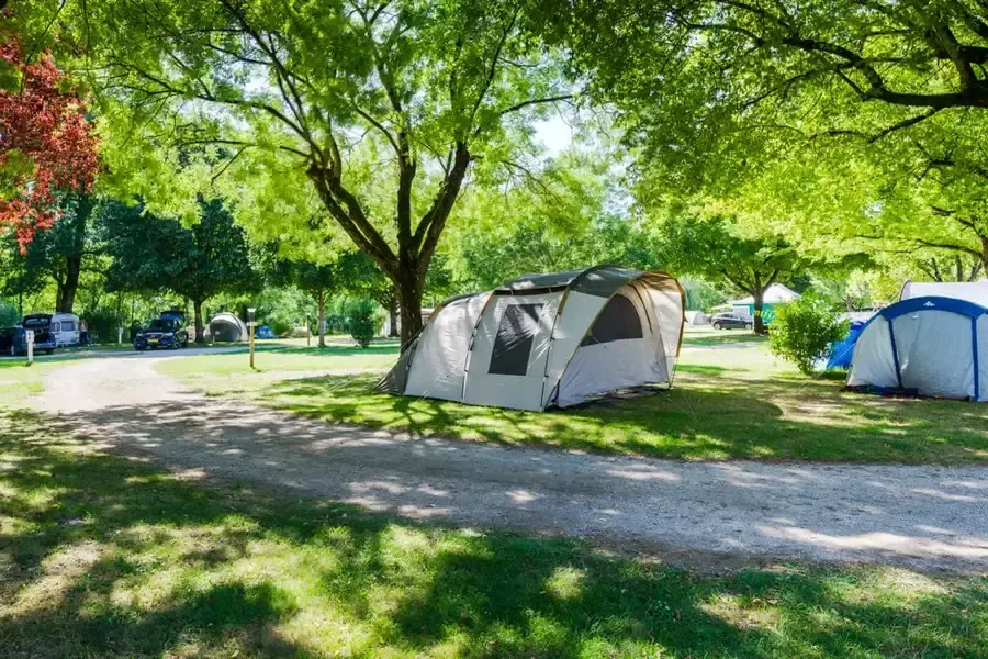 Camping Les Bords Du Guiers in Saint-Genix-sur-Guiers