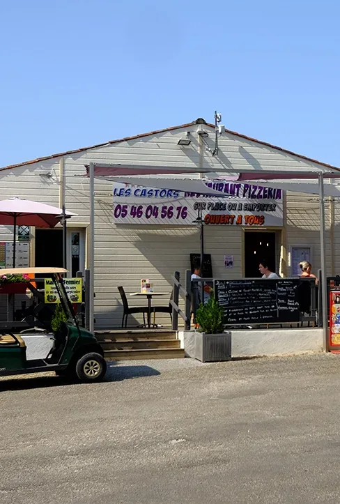 Camping Les Castors in Saint-Simon-de-Bordes
