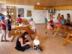 Camping Les Chanterelles in Saint-Rémy-sur-Durolle — photo 4