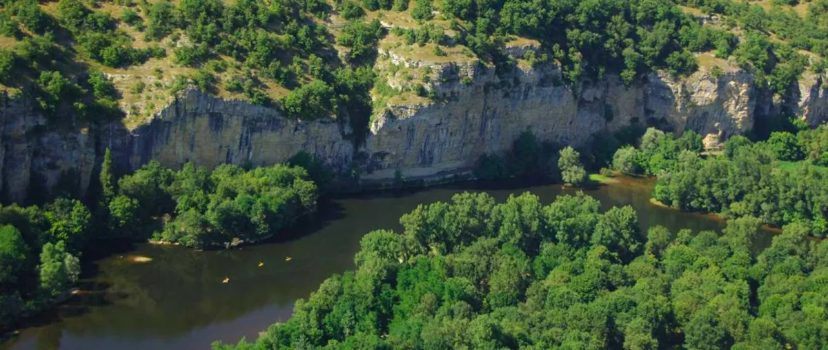 Camping Les Falaises in Martel