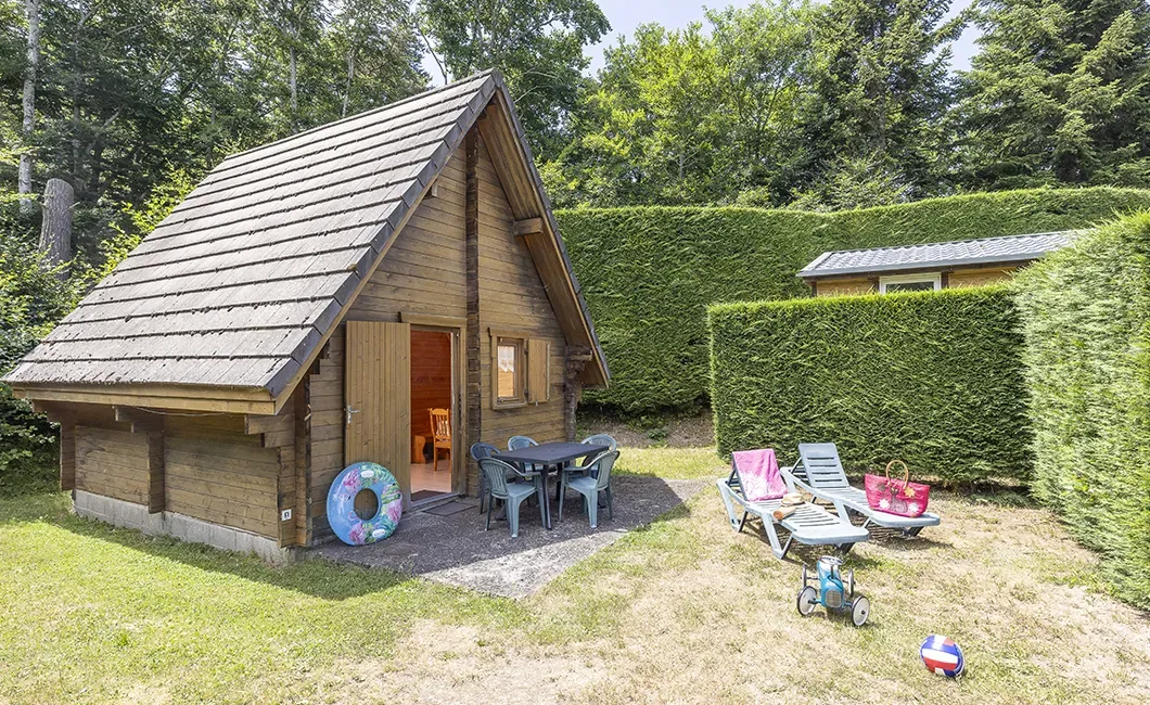 Camping Les Fougères in Murol