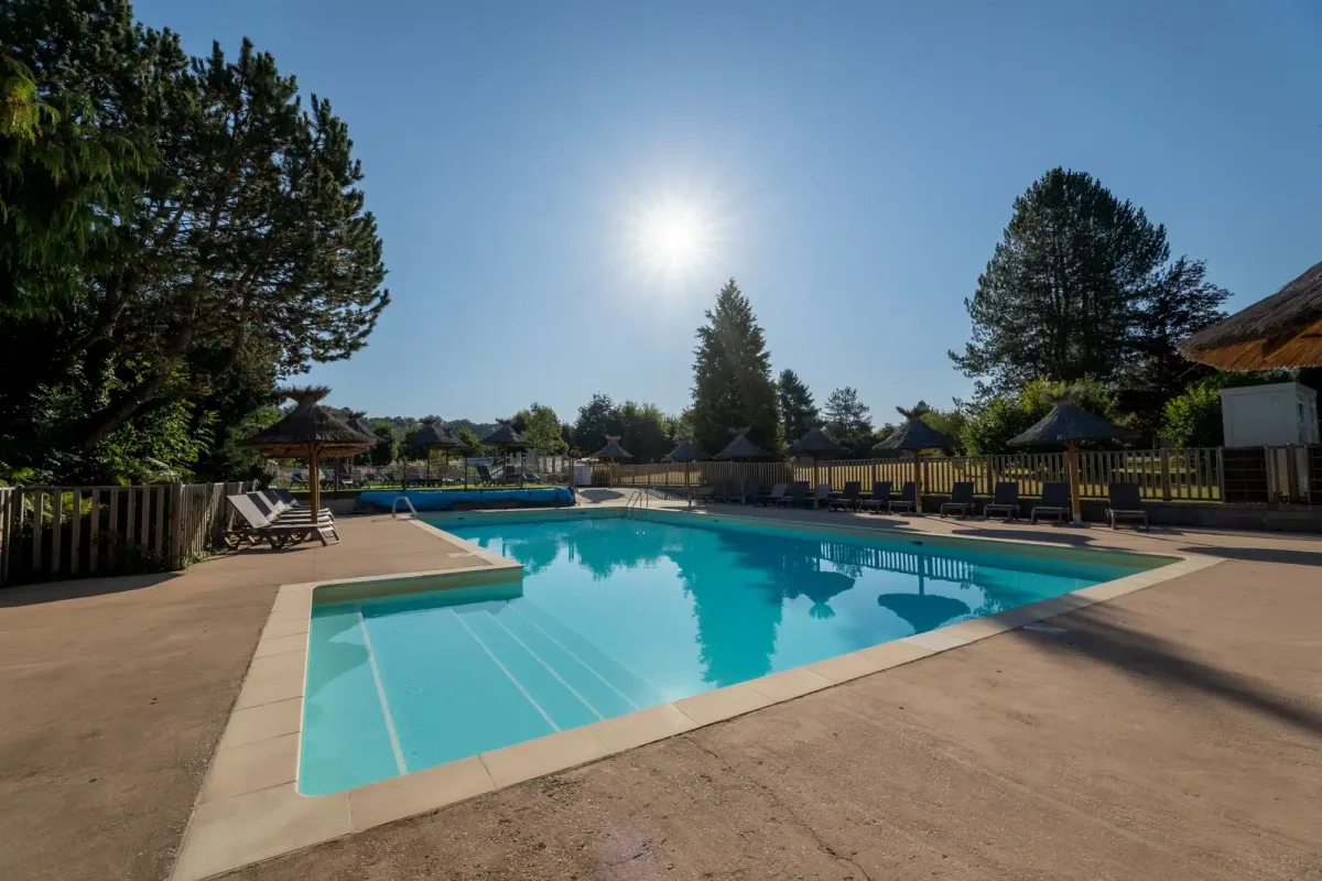Camping Les Gorges Du Chambon in Eymouthiers