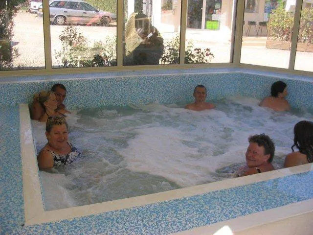 Camping les Mancellieres **** in Avrillé — foto 4