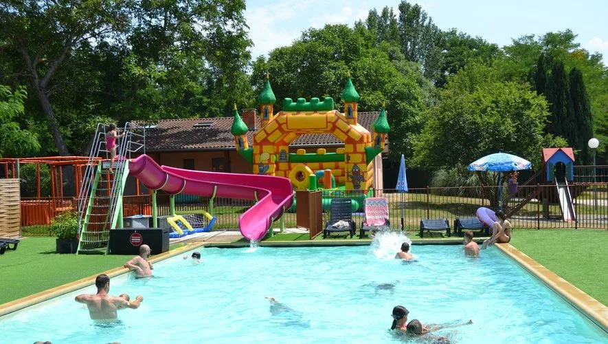 Camping Les Mijeannes in Rieux-de-Pelleport — Foto 5
