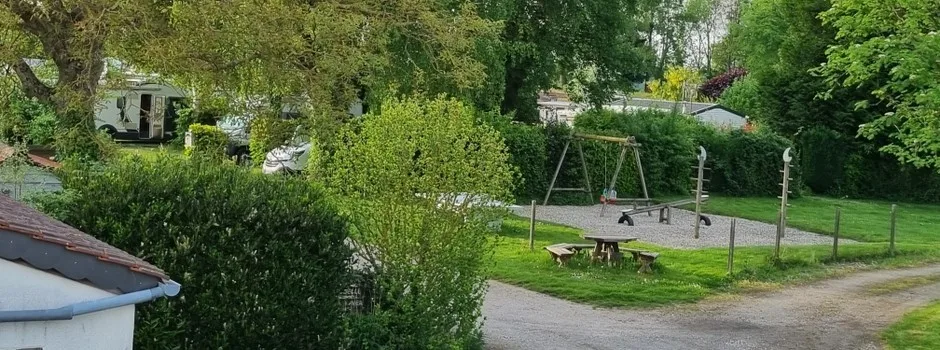 Camping Les Peupliers — Vironchaux