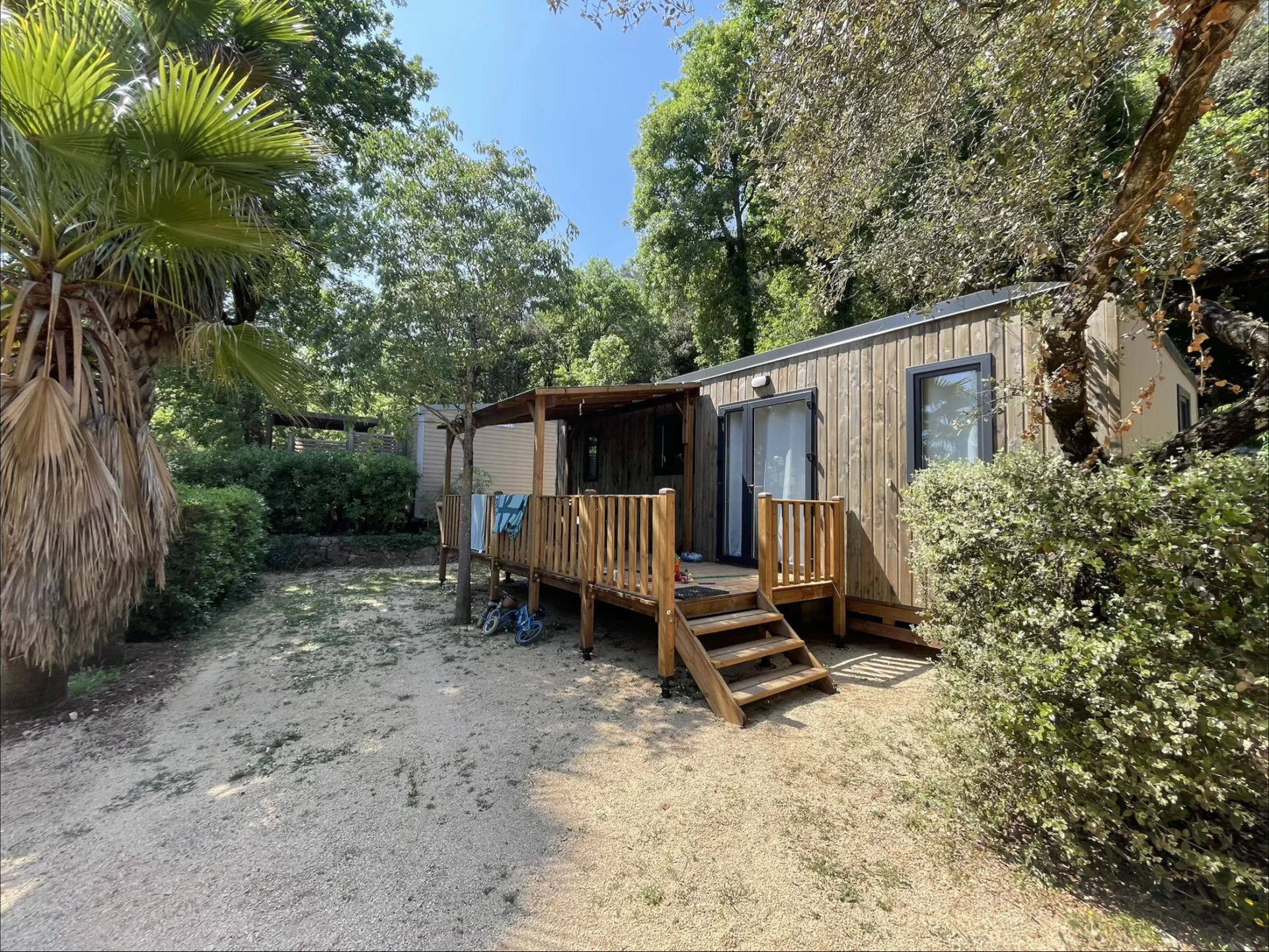 Camping Les Pinèdes à La Colle-sur-Loup — photo 9