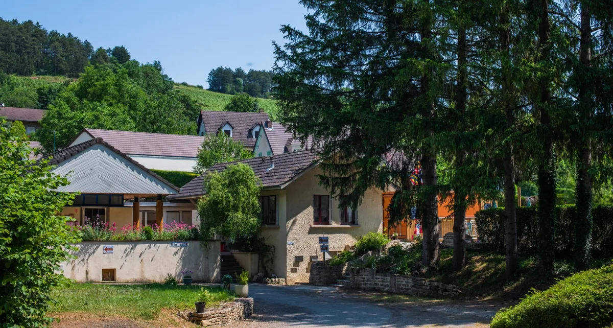 Camping Les Premières Vignes in Savigny-Lès-Beaune