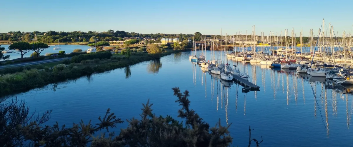 Camping Les Rives De Vilaine in Férel
