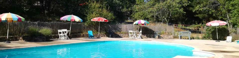 Camping Les Sauterelles in Fillols