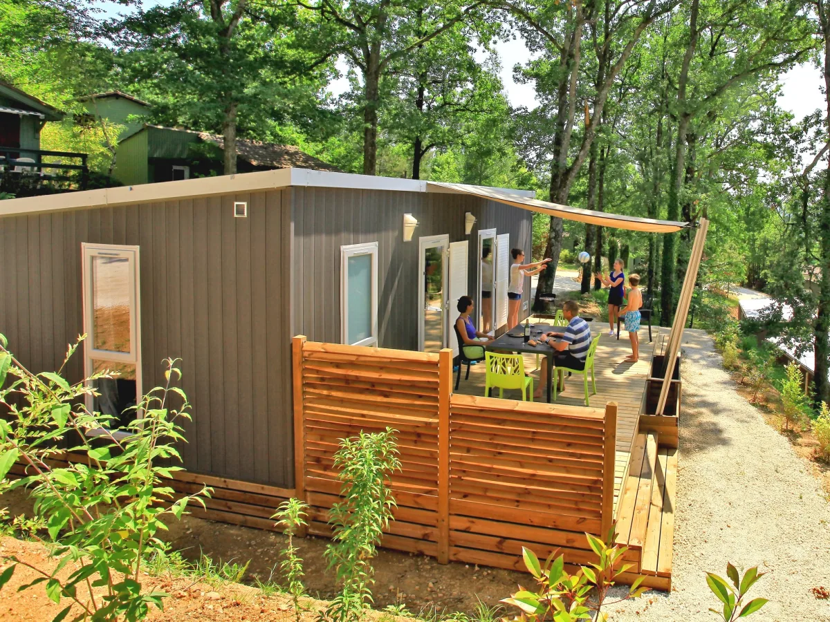 Camping Les Ventoulines in Domme