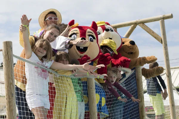 Camping Capfun 5 étoiles Les Vikings in Saint-Jean-de-la-Rivière — foto 21