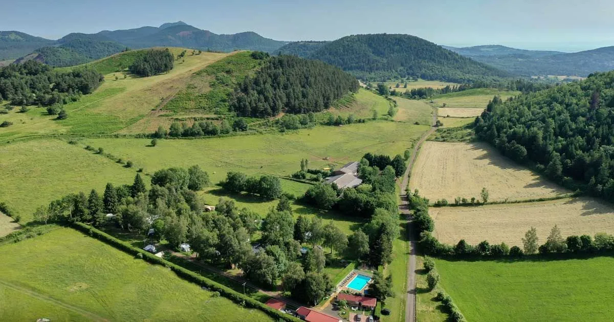 Camping Les Volcans in Aydat
