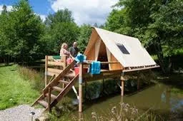 Camping l'Etang de la Fougeraie in Saint Léger de Fougeret — foto 2