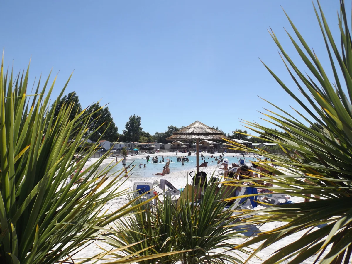 Camping L'Évasion in Landevieille — Foto 2
