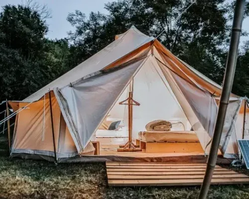 Camping Lodg'Ing Nature Camp Châteaux De La Loire — Cellettes
