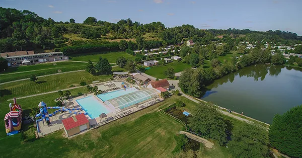 Camping Monaco Parc in Longny-au-Perche