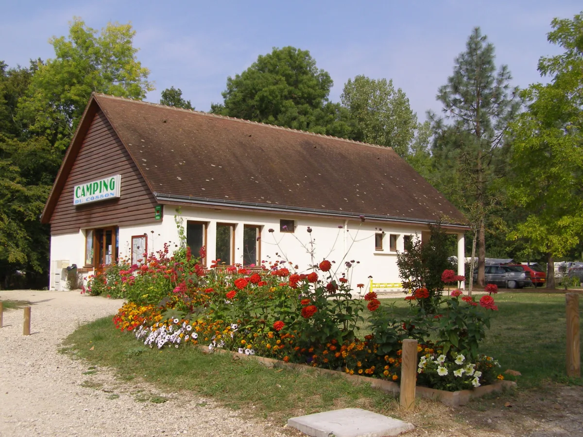 Camping Municipal Du Cosson in Crouy-sur-Cosson
