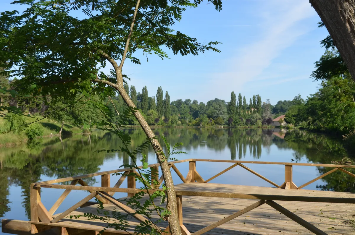 Camping Municipal Du Coucut in Castelnau D'Auzan Labarrère