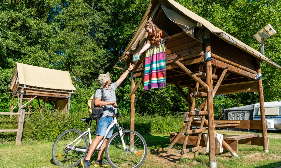 Camping Municipal Le Pont Des Fées in Baugé