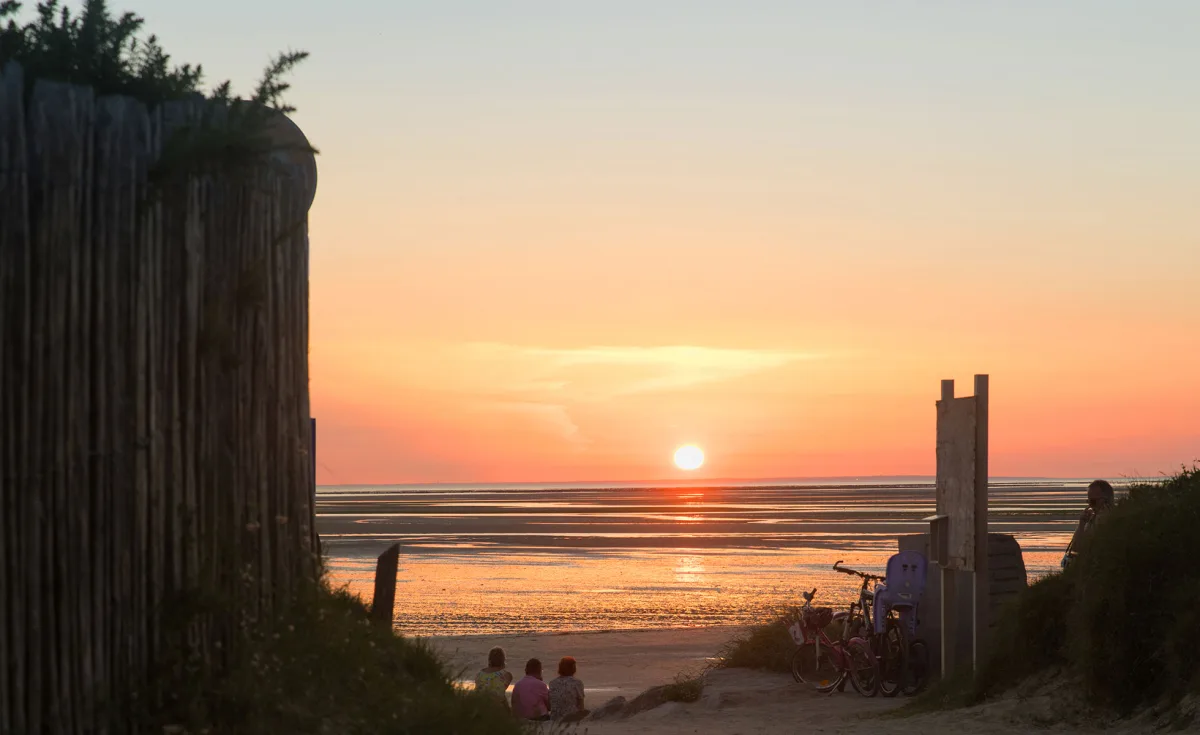 Camping Municipal Les Garennes in Hauteville-sur-Mer