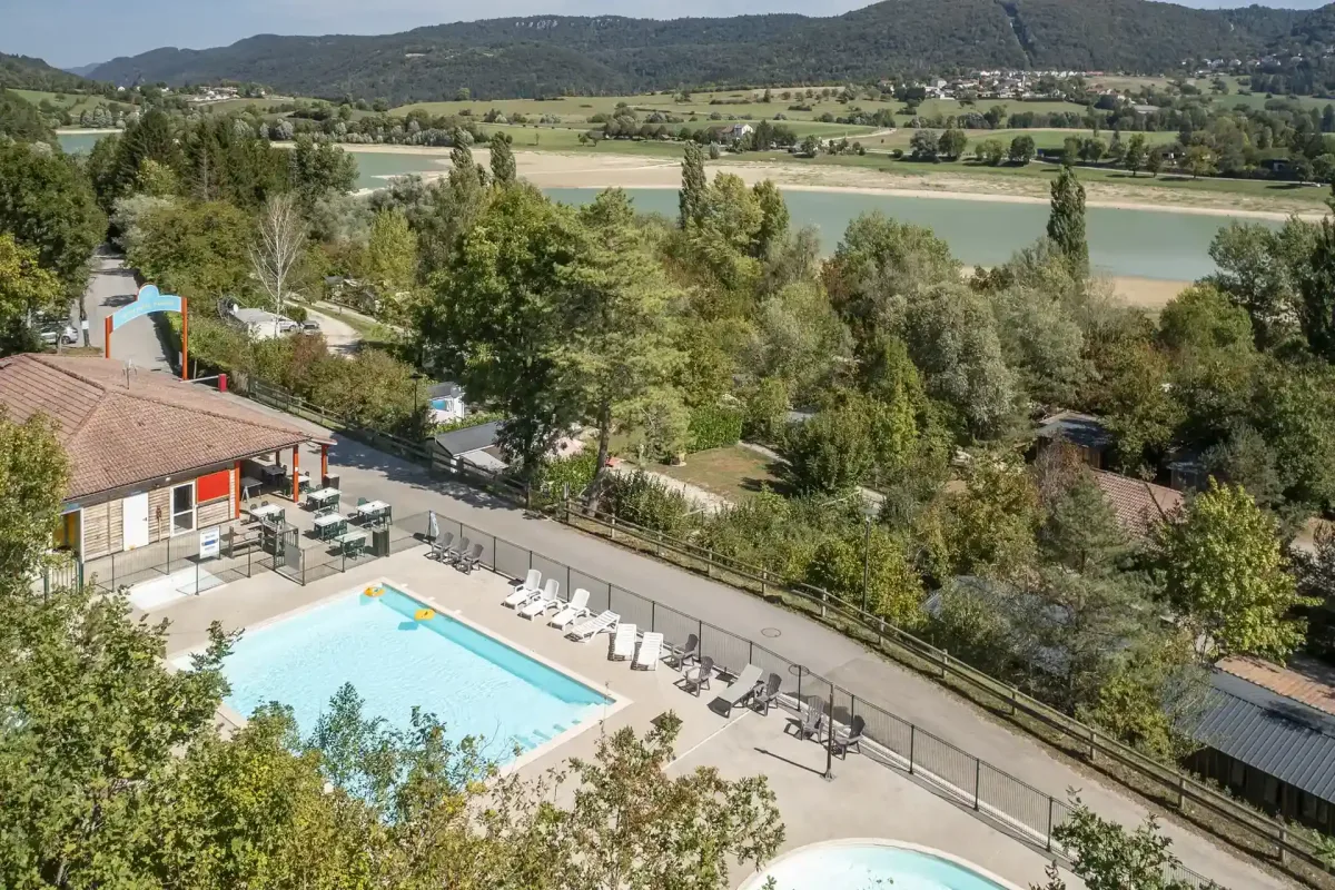 Camping Paradis Les Gorges Du Haut Bugey in Matafelon-Granges