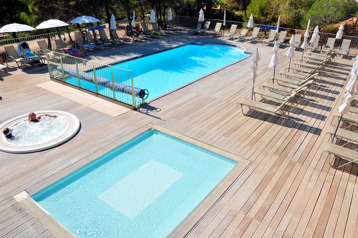Camping Résidentiel La Pinède in Castelnau-de-Guers — Foto 3