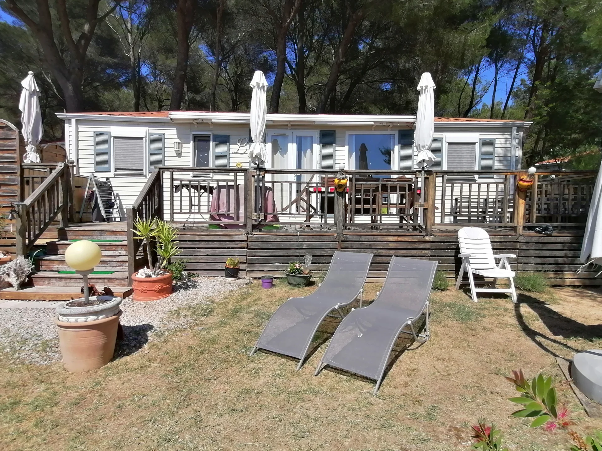 Camping Résidentiel La Pinède in Castelnau-de-Guers — Foto 14