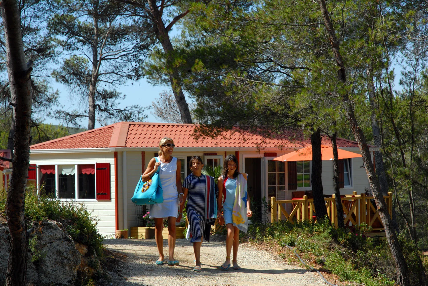 Camping Résidentiel La Pinède in Castelnau-de-Guers — Foto 8