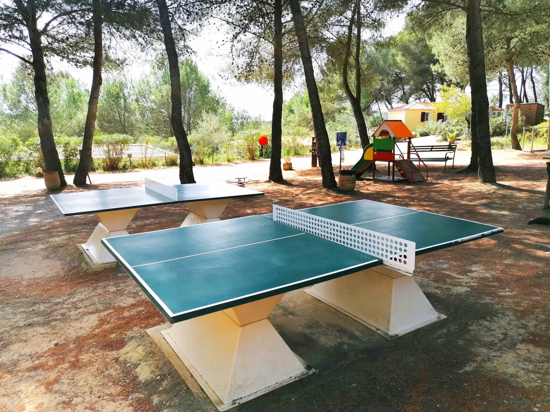 Camping Résidentiel La Pinède in Castelnau-de-Guers — Foto 12