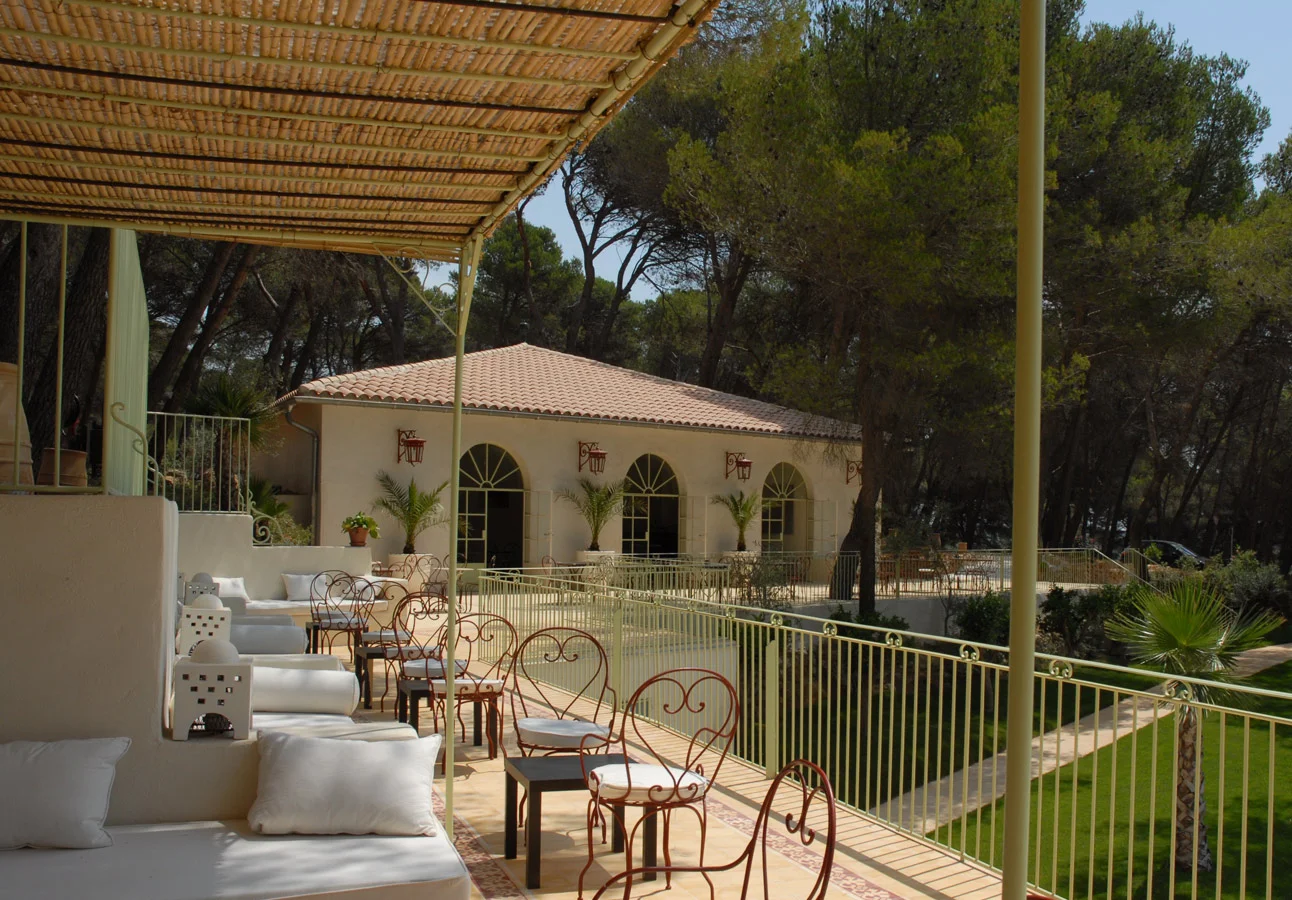 Camping Résidentiel La Pinède in Castelnau-de-Guers — Foto 5