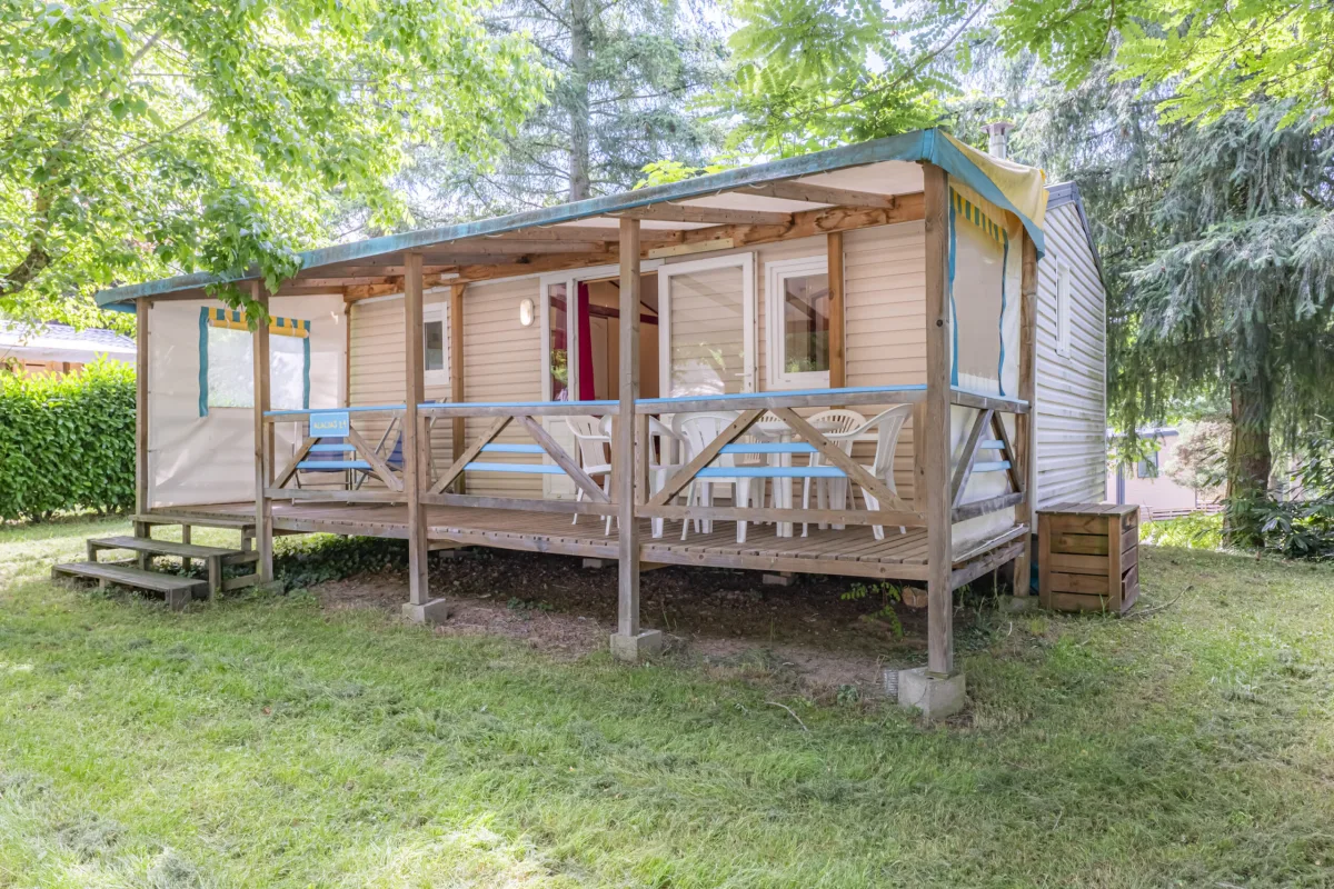 Camping Seasonova Val De Coise in Saint-Galmier