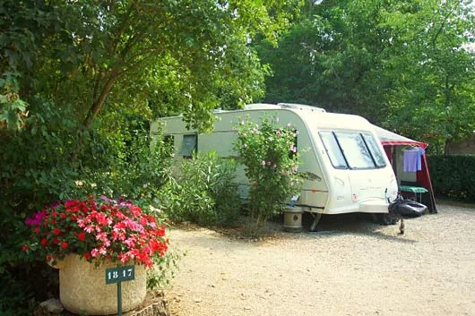 Camping Val d'Aleth in Alet-les-Bains — Foto 2