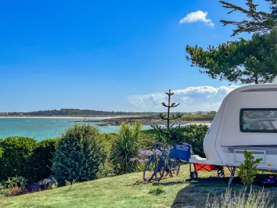 Camping Ar Roc'H in Sibiril
