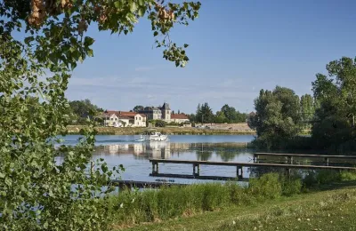 Camping Aux Rives Du Soleil in Pont-de-Vaux