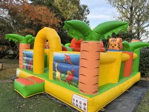 Camping Bois Et Toilés in Saint-Rambert-d'Albon