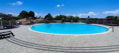 Camping Carrefour De L'Ardèche in Saint-Remèze
