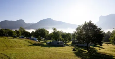 Camping Champ La Chèvre in Lus-la-Croix-Haute