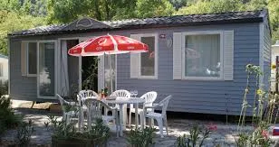 Camping Les Sources du Lac in Eclaron