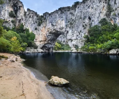 Camping De L'Ardeche in Salavas