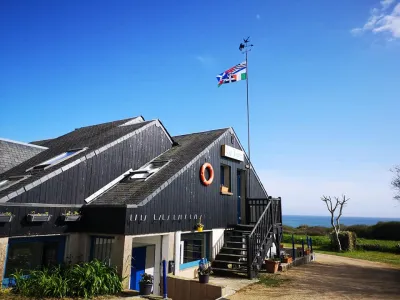 Camping De L'Île Percée in Moëlan-sur-Mer