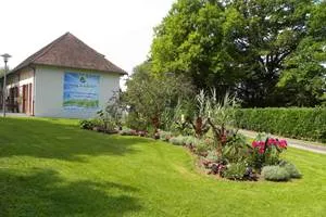 Camping De La Lande in Nexon