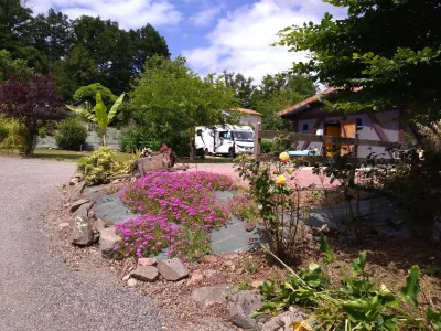 Camping De La Rivière in Exideuil