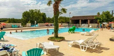 Camping Des Étangs in Garganvillar