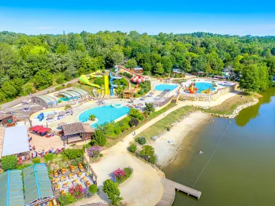 Camping Domaine Du Moulinal in Biron