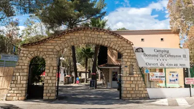 Camping Du Domaine Du Ceinturon Iii in Hyères
