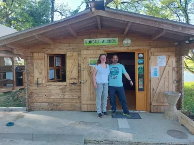 Camping Du Lac in Saint-Pierre-de-Buzet