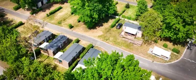 Camping Du Lac Base De Loisirs De Jumièges in Le Mesnil-sous-Jumièges