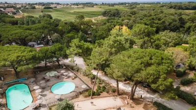 Camping Huttopia Chardons Bleus – Île De Ré à Sainte-Marie-de-Ré