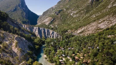 Camping Huttopia Gorges Du Verdon à Castellane